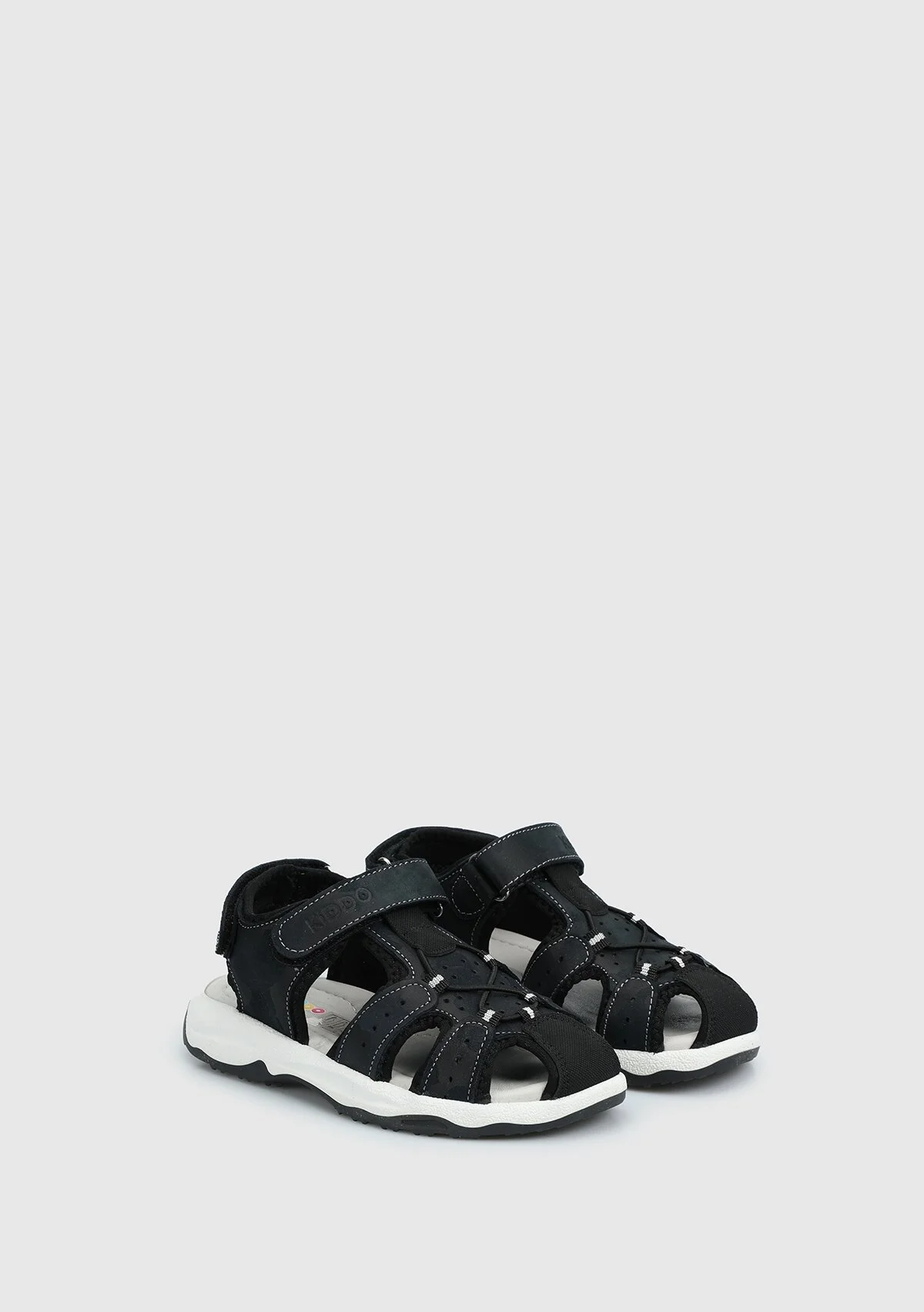 Ayakkabı Dünyası İle Tarzınızı Baştan Yaratın!